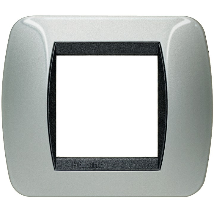 PLACCA 2/3/4/7 POSTI ALLUMINIO CHIARO BTICINO LIVINGLIGHT AL