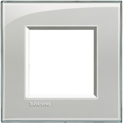 PLACCA 2/3/4/7 POSTI GRIGIO GHIACCIO BTICINO LIVINGLIGHT KG