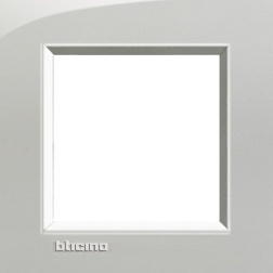 PLACCA 2/3/4/7 POSTI GRIGIO GHIACCIO BTICINO LIVINGLIGHT KG