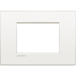 PLACCA 3/4/7 POSTI  BIANCO PURO BTICINO LIVINGLIGHT BN