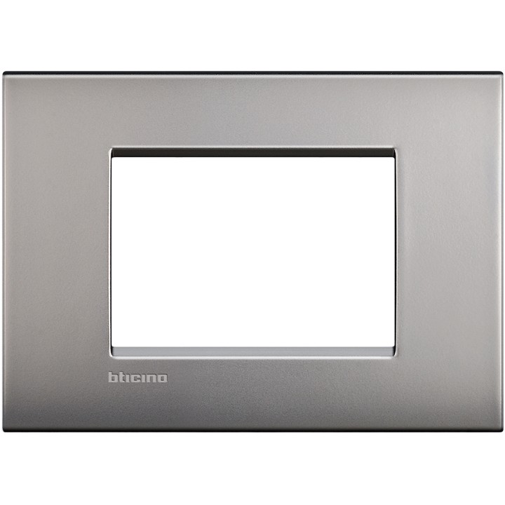 PLACCA 3/4/7 POSTI NICHEL SATINATO BTICINO LIVINGLIGHT NK