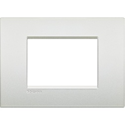 PLACCA 3/4/7 POSTI BIANCO PERLA BTICINO LIVINGLIGHT PR